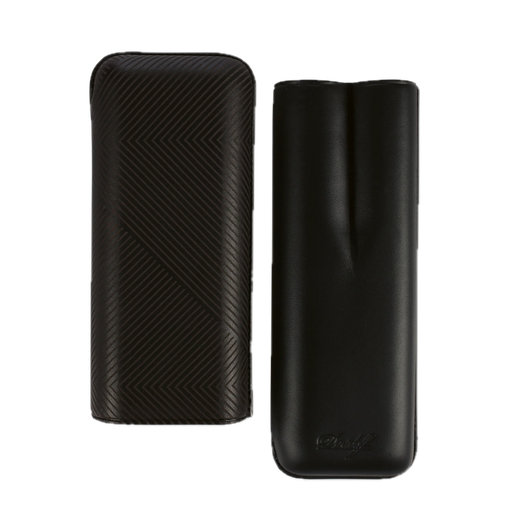 105601_Davidoff_XL2_black_leaf_cigar_case_2 Background Removed.webp