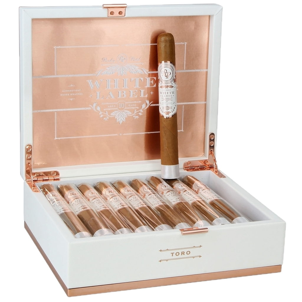 ROCKY PATEL WHITE LABEL TORO 20 CIGARS