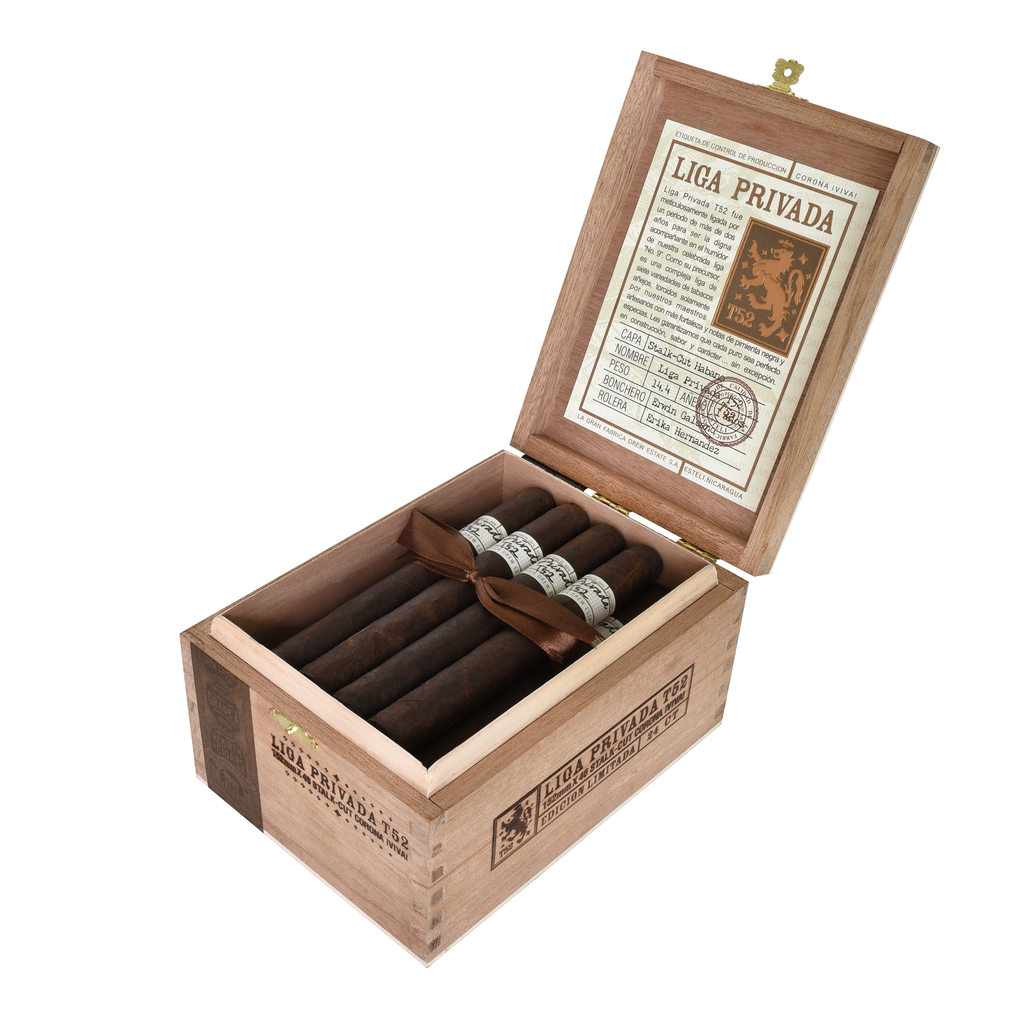 LIGA PRIVADA T52 CORONA VIVA 24 CIGARS